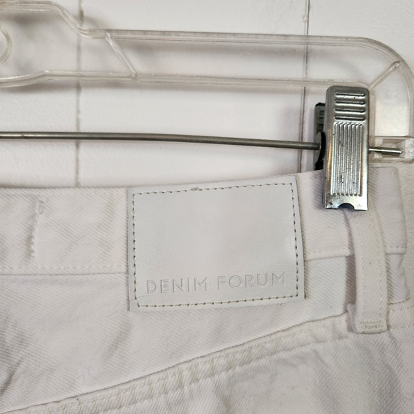 Aritzia Denim Forum The Boyfriend High Rise Loose Jeans White Button Fly size 24 - Picture 7 of 14